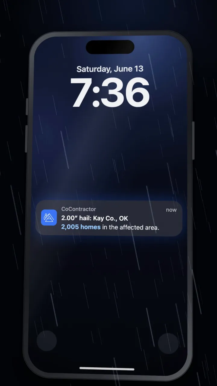 A hail alert on a phone's lock screen: 2.00 inch hail in Kay County, Oklahoma, with 2,005 homes in the affected area